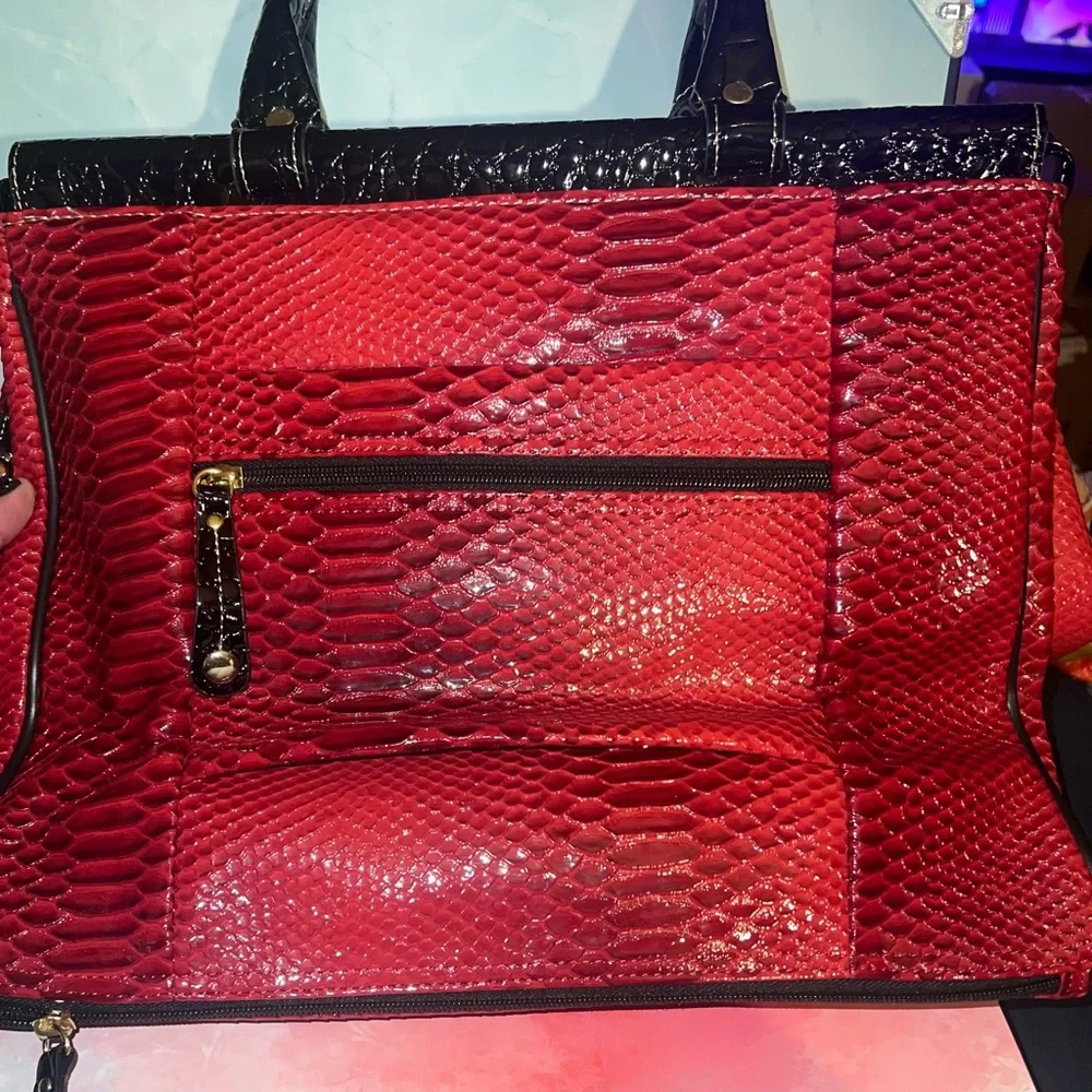 Samantha Brown Red Faux Snakeskin & Black Trim Tote - Picture 4 of 4